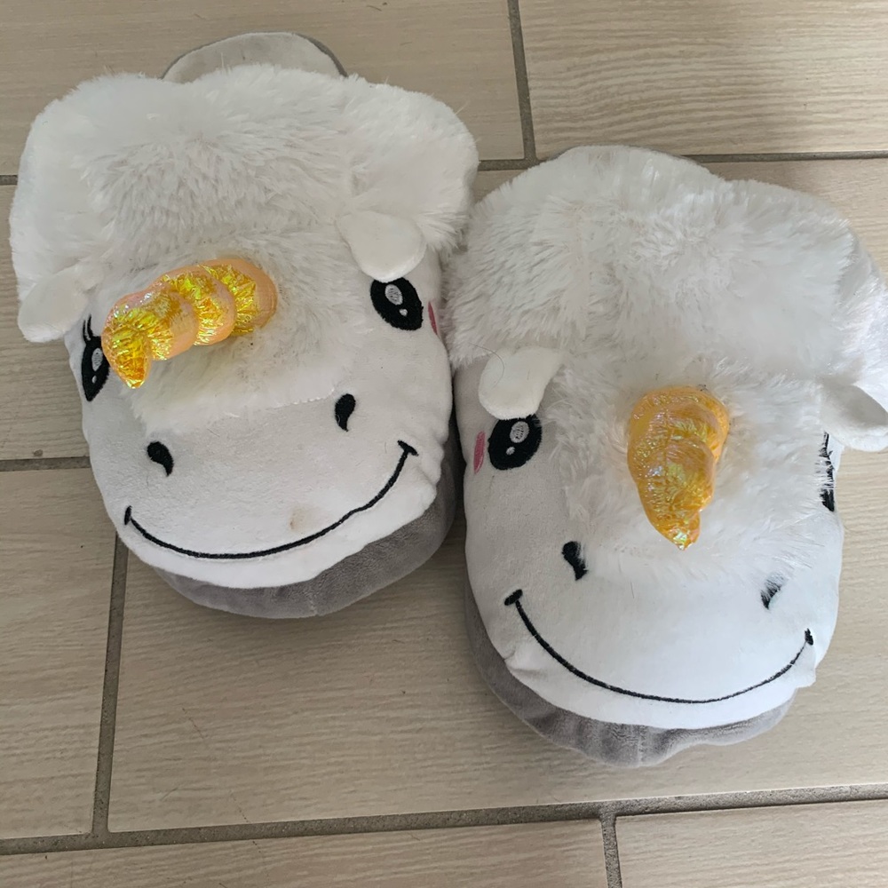Fluffy unicorn slippers